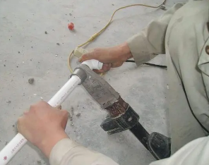 金城江漏水维修电话